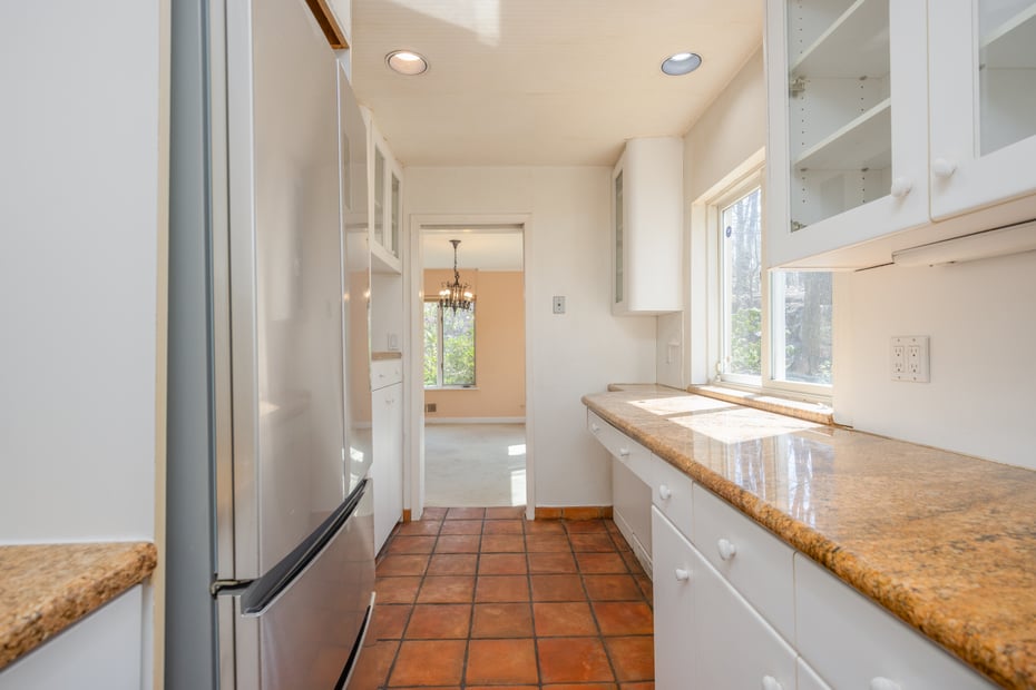 5410 Mosholu Avenue Photo 8