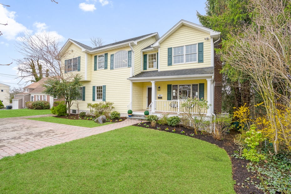 1127 Jensen Avenue Photo 4