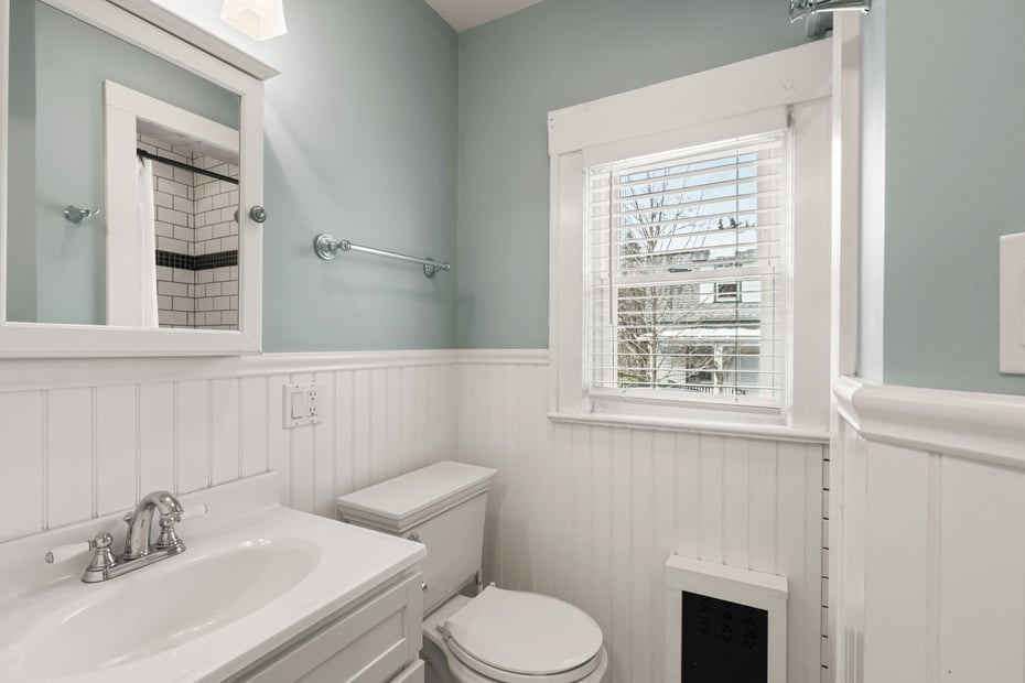 559 Bedford Road  #1st Floor Photo 12