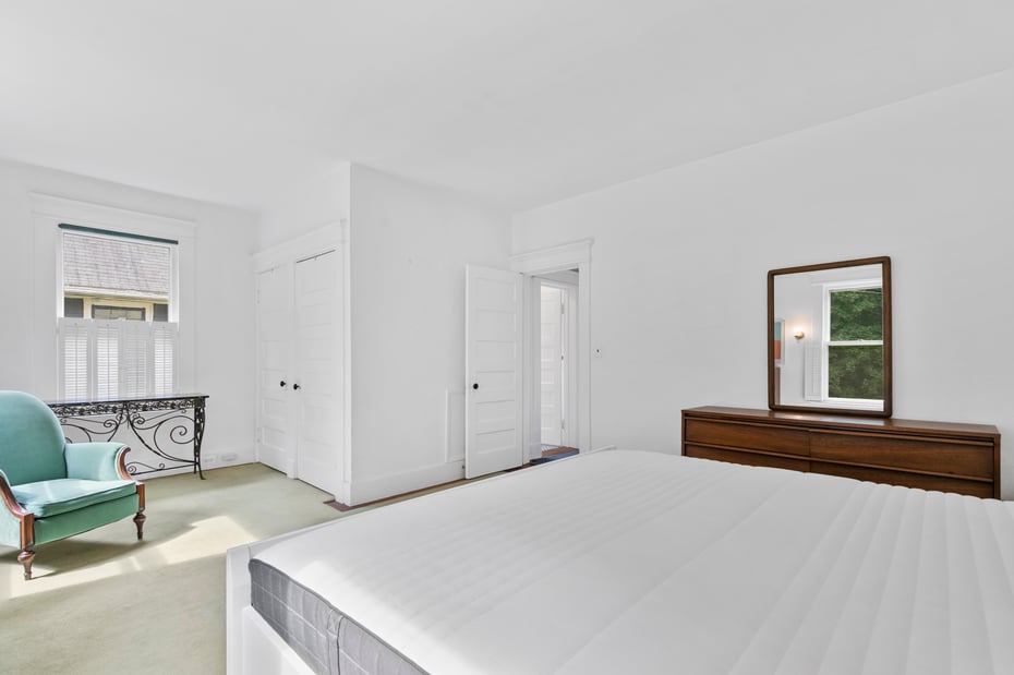 266 Everit Street Photo 13