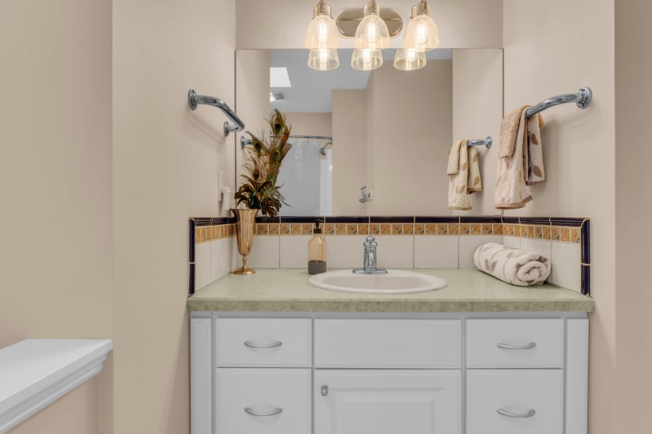 63 Broad Street Photo 25