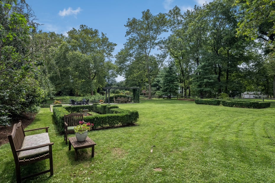 63 Broad Street Photo 29