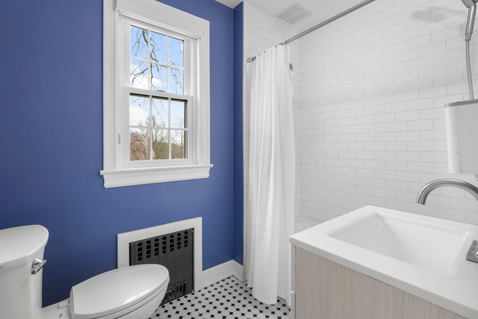 90 Boulevard Photo 23