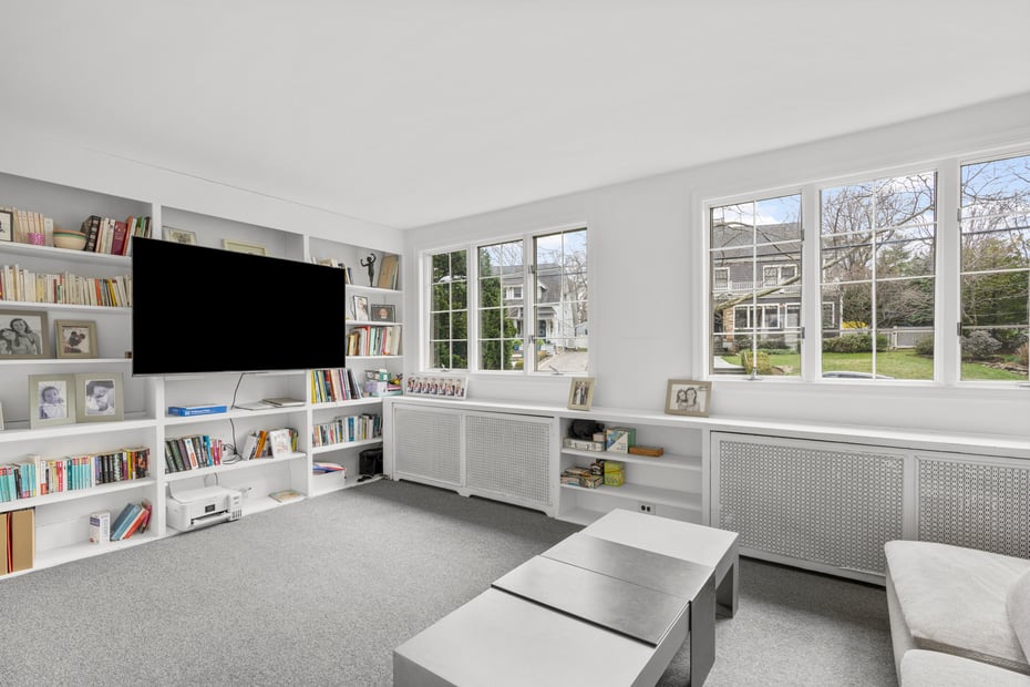 32 Stuyvesant Avenue Photo 8