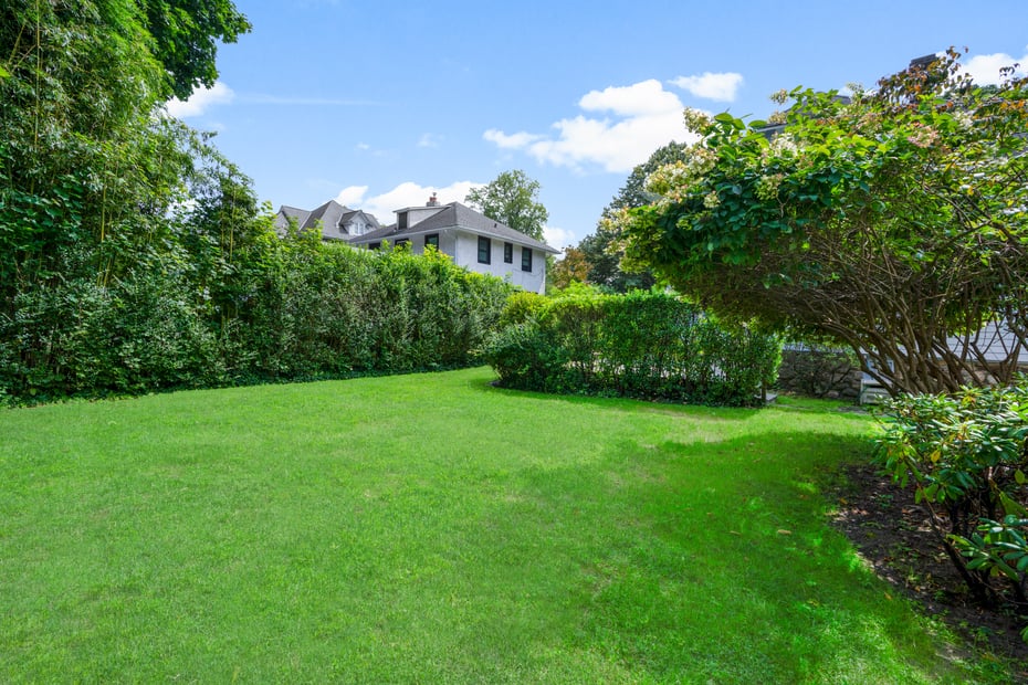 32 Stuyvesant Avenue Photo 22