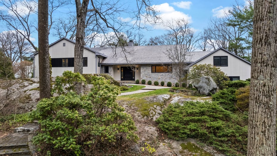 112 Woodlands Road Photo 3