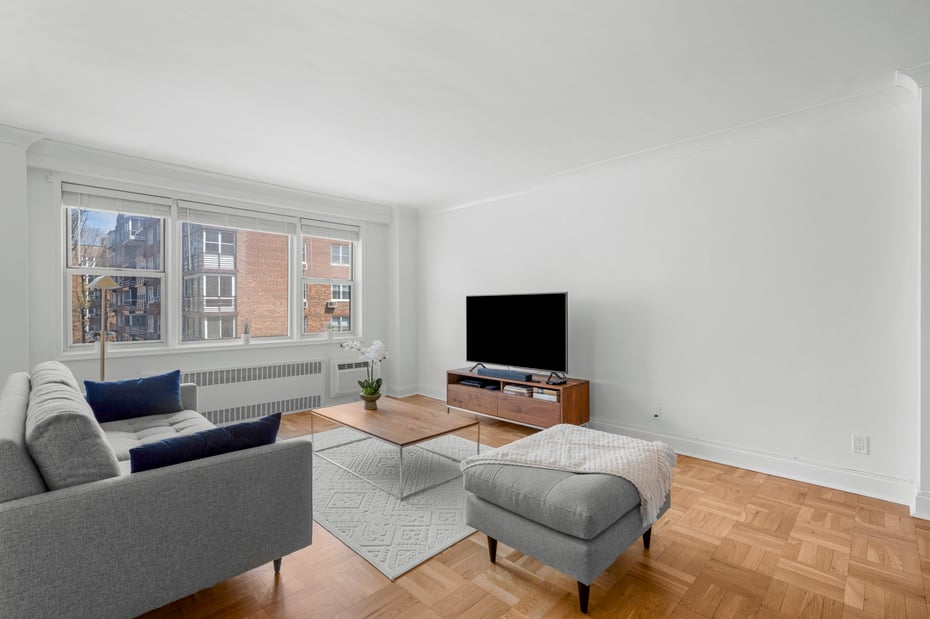 3 Washington Square  #4D Photo 7