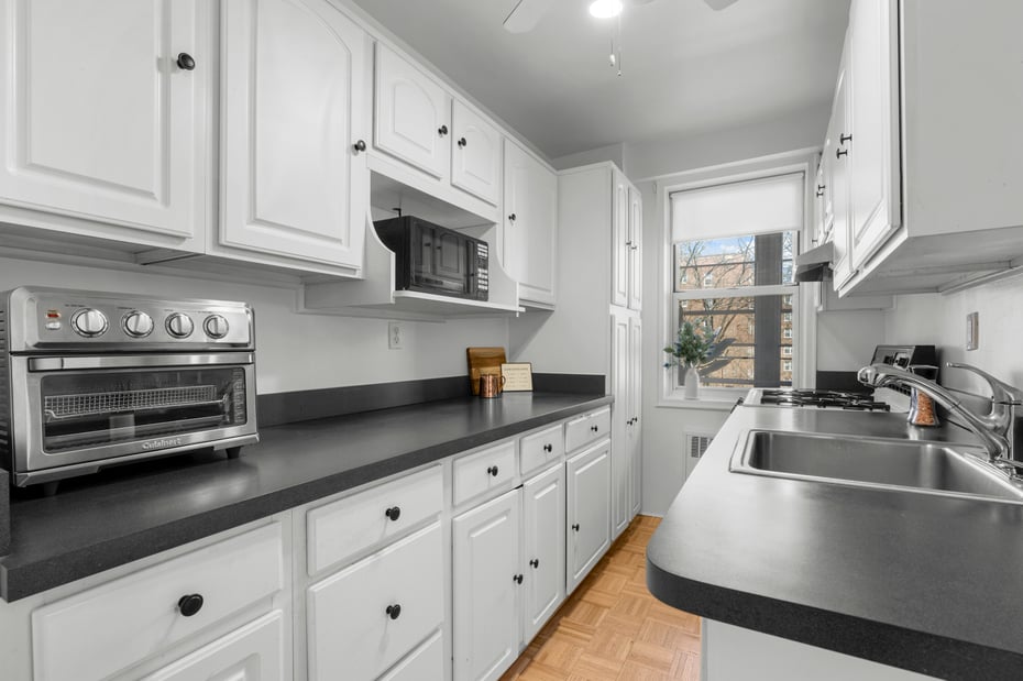 3 Washington Square  #4D Photo 14