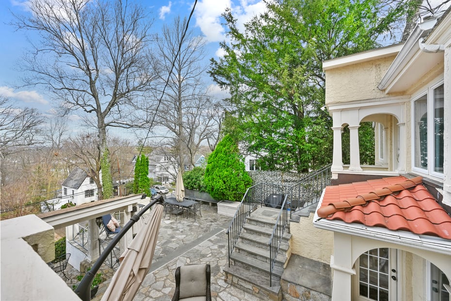 35 Euclid Avenue Photo 9