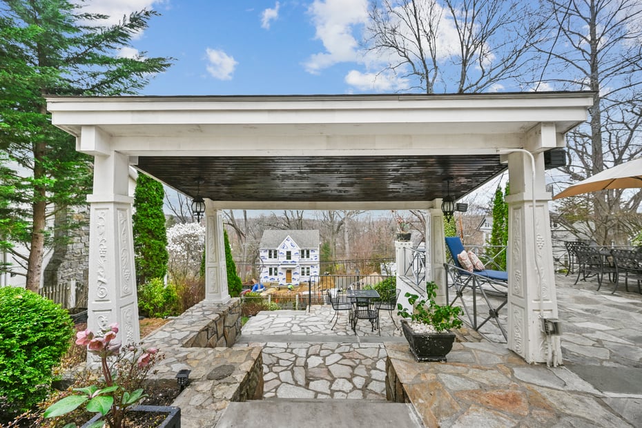 35 Euclid Avenue Photo 4