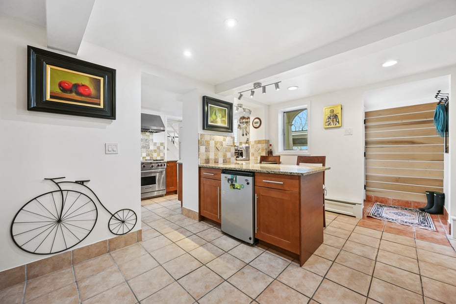 35 Euclid Avenue Photo 18