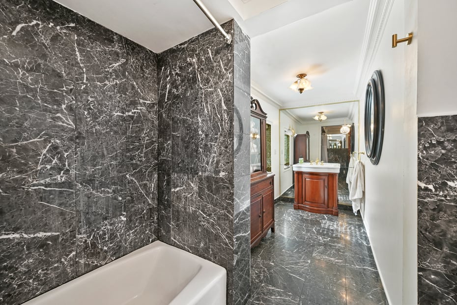 35 Euclid Avenue Photo 27