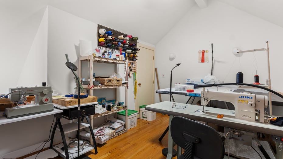 1 Cornwall Dr Photo 32