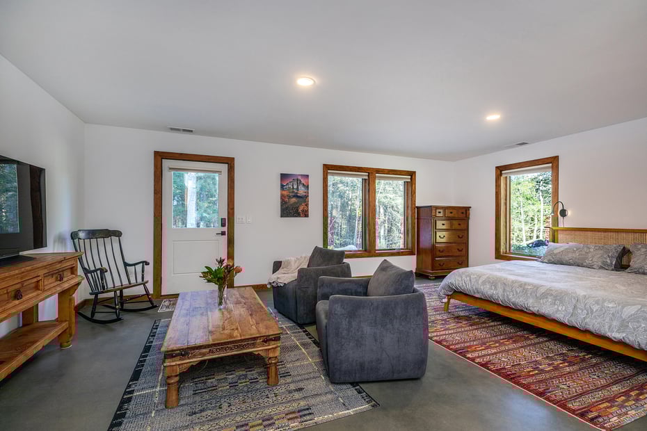 6 Kubish Road Photo 20