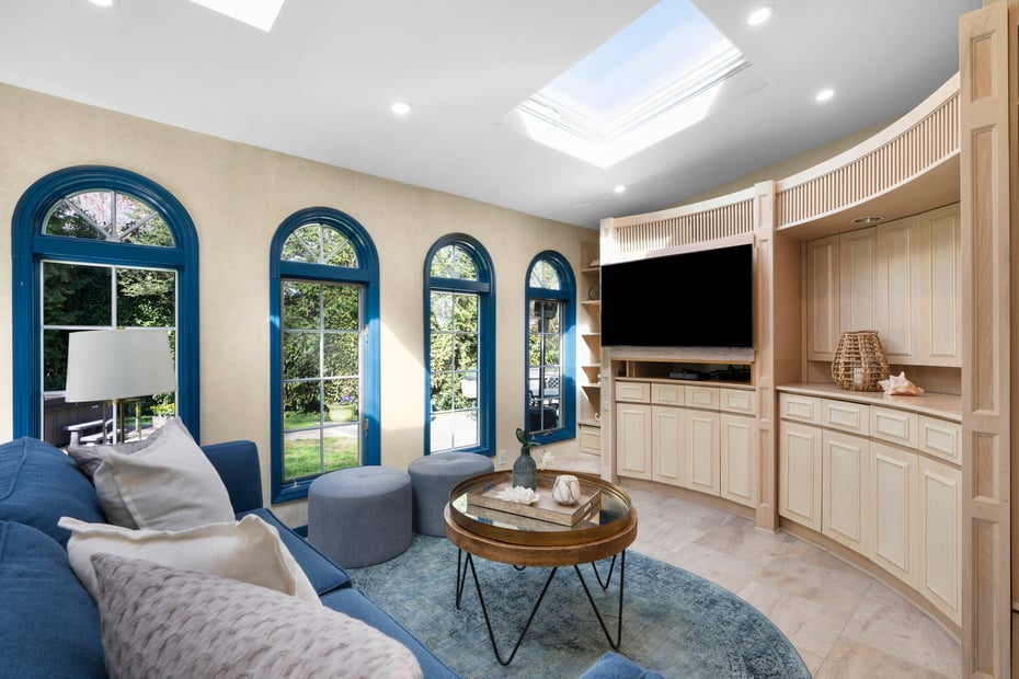 720 Claflin Avenue Photo 9