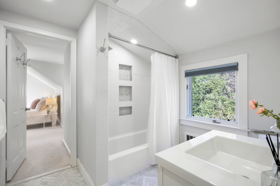 720 Claflin Avenue Photo 31