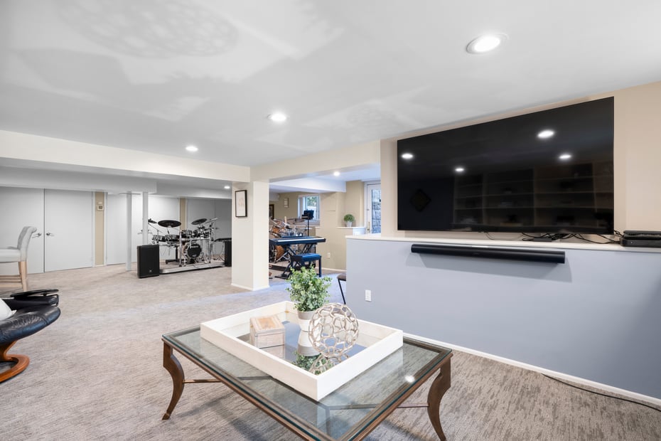 720 Claflin Avenue Photo 37