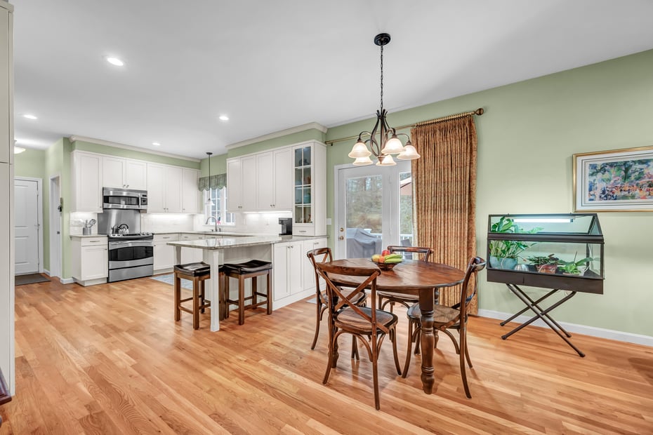 54 Bear Run Photo 16