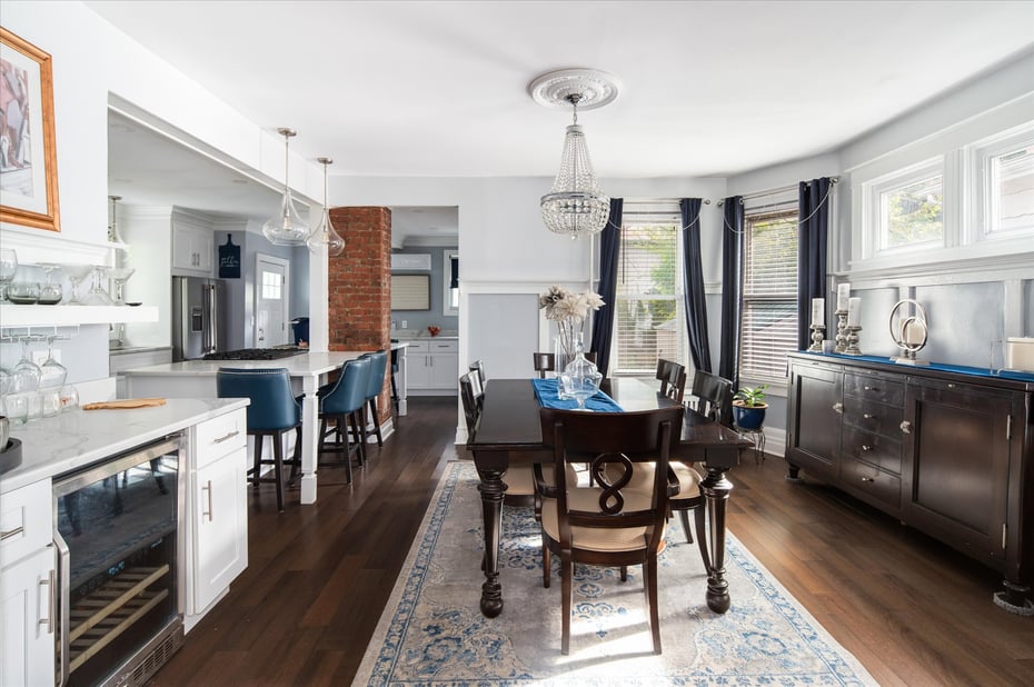 737 Bradley Street Photo 8