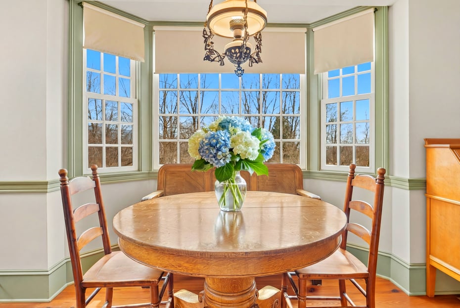 260 Maple Ave Photo 7