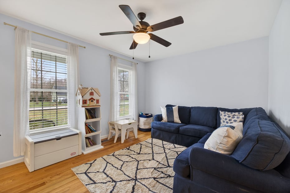 5 Tom Allyn Court Photo 17