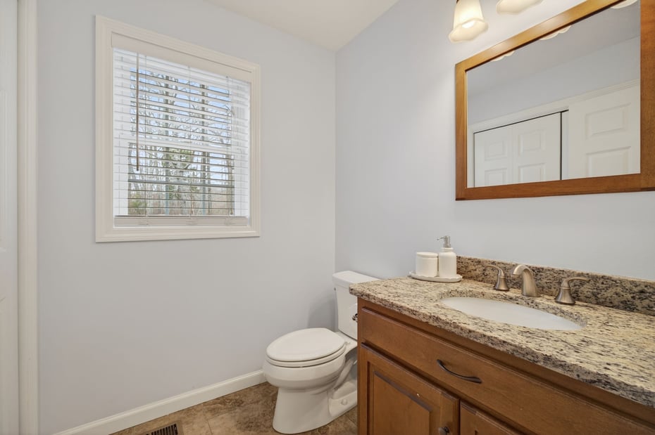 5 Tom Allyn Court Photo 18