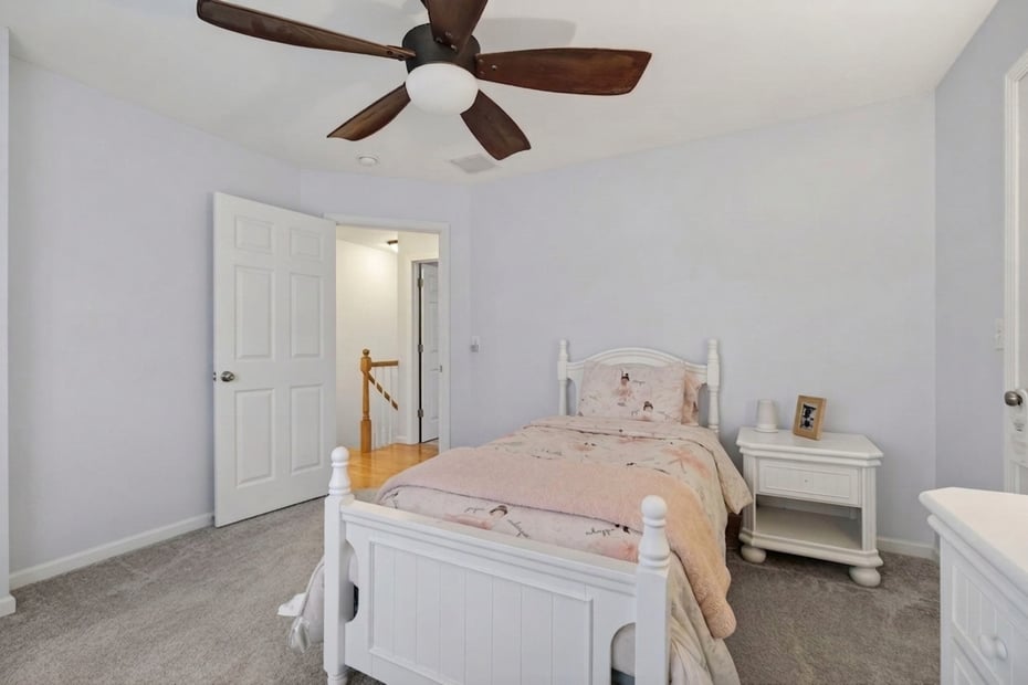 5 Tom Allyn Court Photo 26