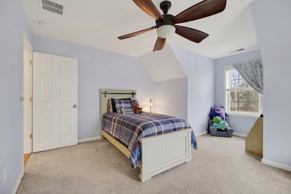 5 Tom Allyn Court Photo 27