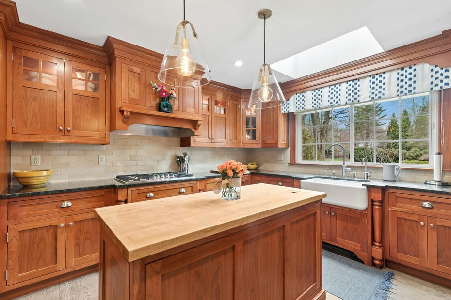 15 Queens Lane Photo 10