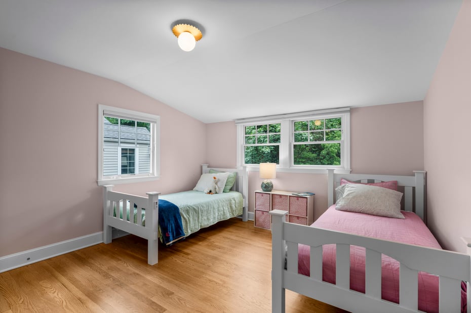 42 Iselin Terrace Photo 22