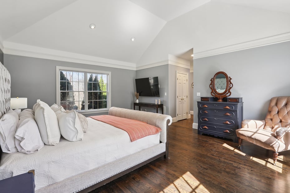 100 Chestnut Hill Road Photo 15