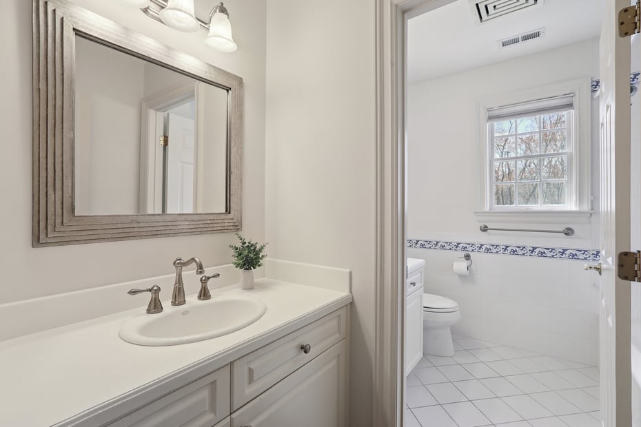 100 Chestnut Hill Road Photo 24