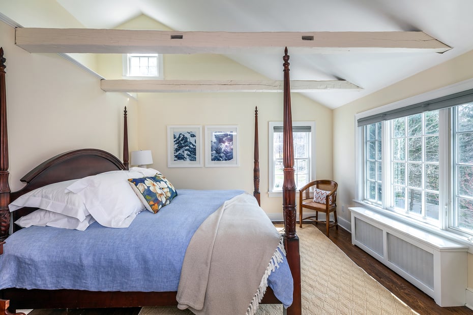 9 Hut Hill Road Photo 17