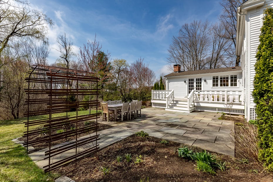 9 Hut Hill Road Photo 31