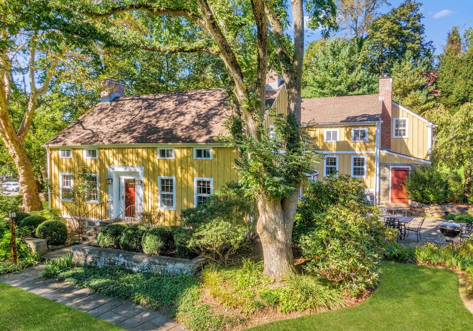 333 W Hartsdale Avenue Photo 1