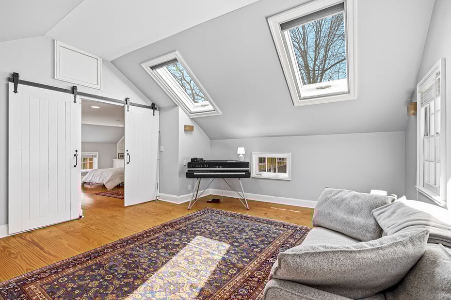 333 W Hartsdale Avenue Photo 32