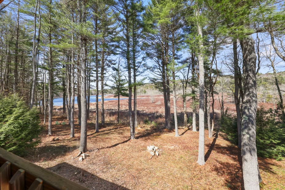 633 E Otis Rd Photo 50