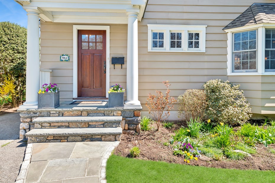 964 Highland Avenue Photo 3