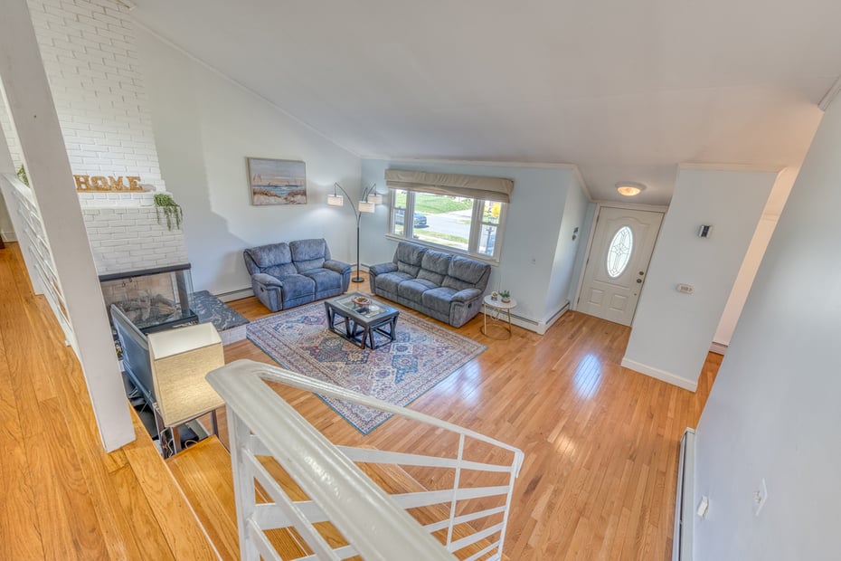 43 Hilldale Road Photo 4