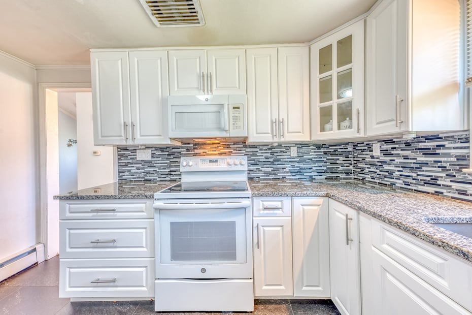 43 Hilldale Road Photo 8