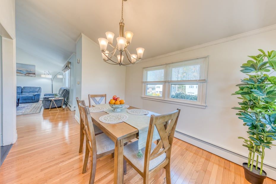 43 Hilldale Road Photo 12