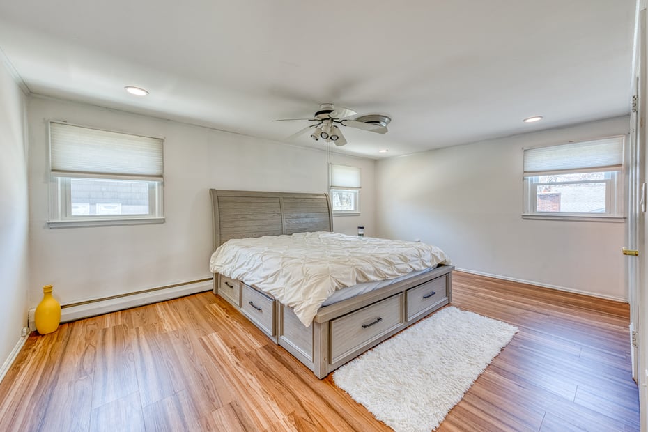 43 Hilldale Road Photo 14