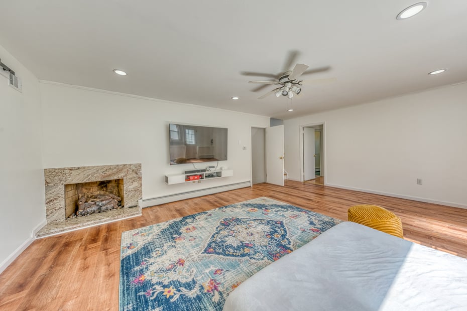 43 Hilldale Road Photo 25