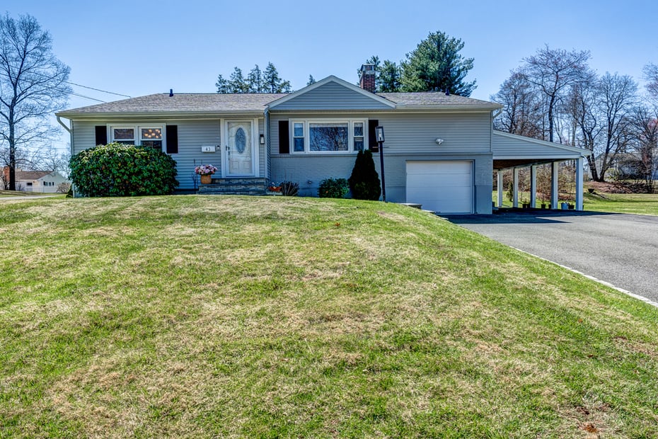 43 Hilldale Road Photo 1