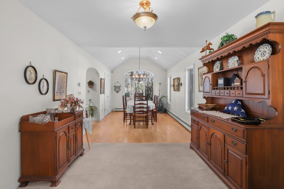 2378 Pine Grove Court Photo 7