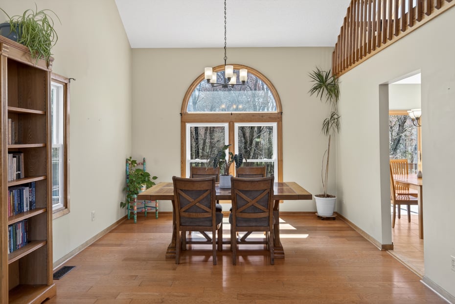 206 West Todd Street Photo 5