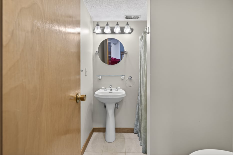 206 West Todd Street Photo 22