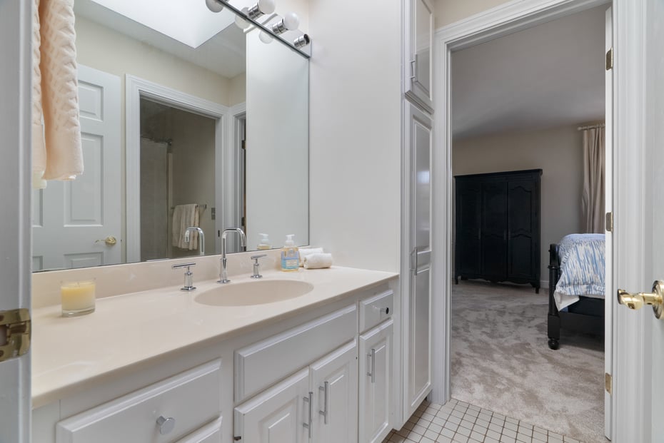 57 Thistledown Photo 24