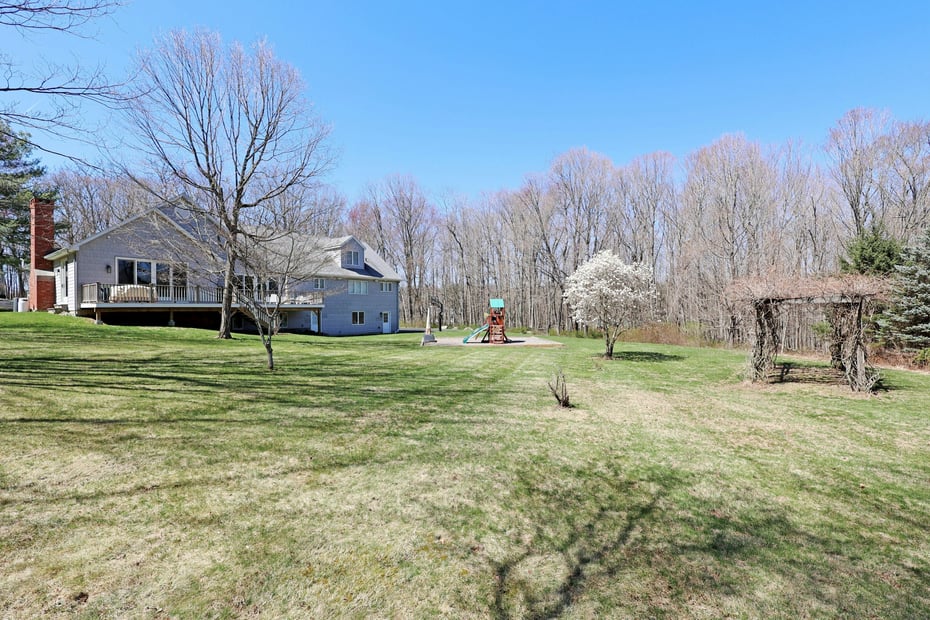 15 Dayton Road Photo 6