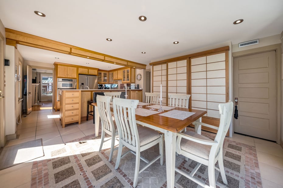 11 Middle Beach Road Photo 13